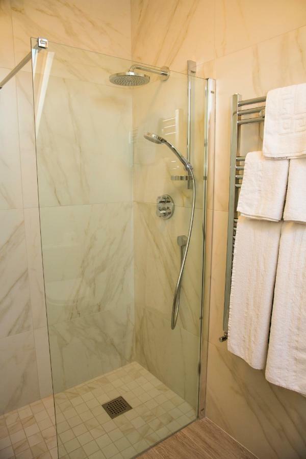 Kennedy Boutique Hotel 新罗斯 外观 照片